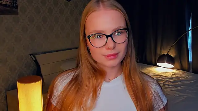 LibbyVenzeio online show from 10/15/25, 07:16