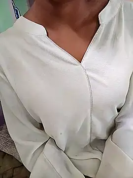 PEEHU-50 online show from 04/08/26, 02:46