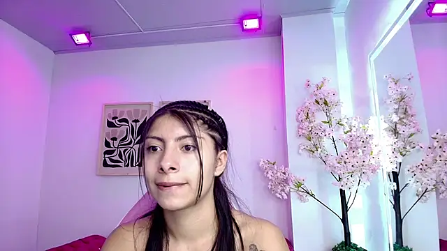 Gabriela milani online show from 04/30/26, 11:28