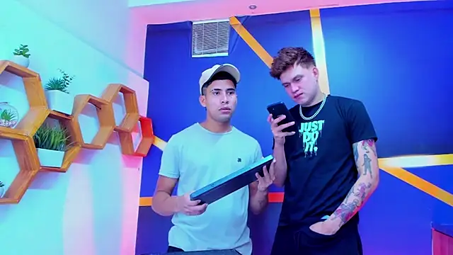 The Boy King online show from 10/11/25, 01:23