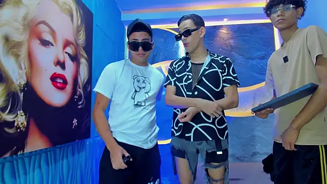 The Boy King online show from 10/24/25, 12:37