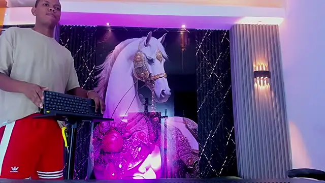 The Boy King online show from 12/18/25, 08:01