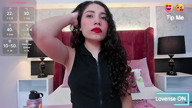 IvonnyCooper online show from 10/25/25, 12:32