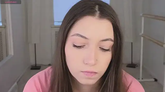 Snapshot of slow_flower chatting on 02/20/26, 12:51 slow flower online show from 02/20/26, 12:51