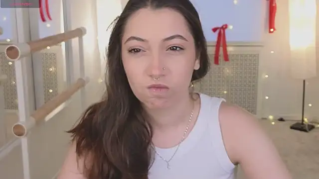 Snapshot of slow_flower chatting on 01/06/26, 12:20 slow flower online show from 01/06/26, 12:20