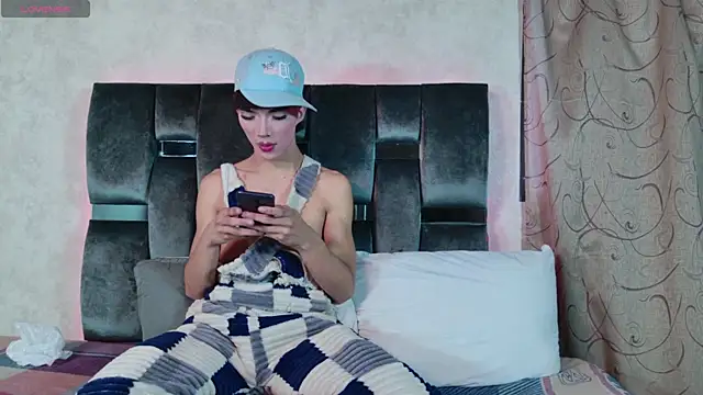 luxuryheaven 8 online show from 10/01/25, 07:51