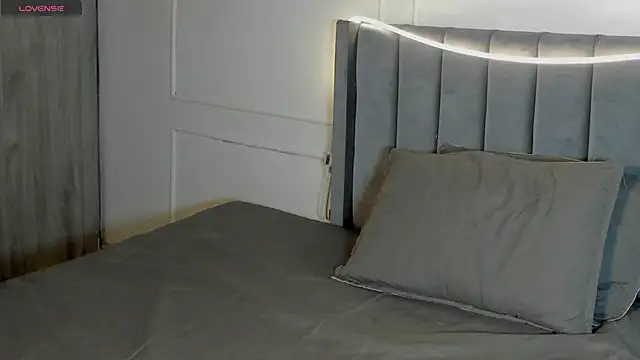 luxuryheaven 8 online show from 10/29/25, 05:50