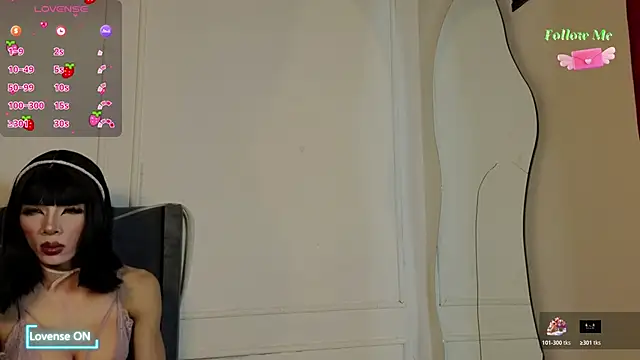 luxuryheaven 8 online show from 11/02/25, 03:22