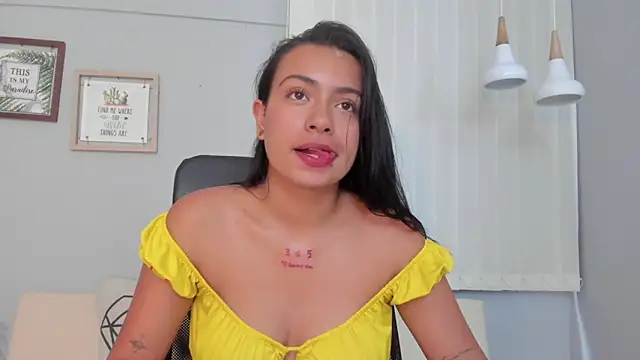 Lilo Rose online show from 11/07/25, 06:34