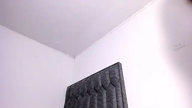 ArihanaTylor online show from 10/10/25, 10:32