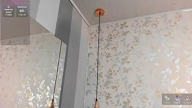 Luciaoregon online show from 11/08/25, 01:14