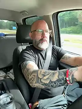 fuckadilf online show from 06/01/26, 01:00