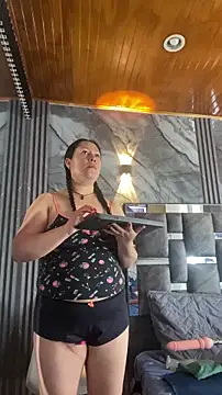 Marianasmitt online show from 10/19/25, 11:46