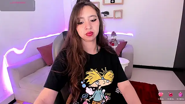 Scarlett  Cooper   online show from 12/03/25, 12:37