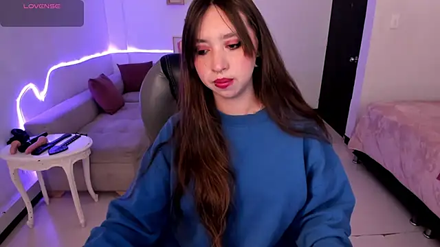 Scarlett  Cooper   online show from 11/03/25, 11:36