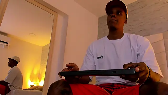 jax black online show from 02/07/26, 07:22