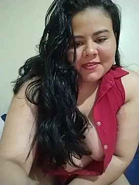 Snapshot of Tania_cruz_ chatting on 07/12/26, 08:20 Tania cruz online show from 07/12/26, 08:20