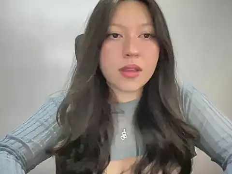 Snapshot of Rachel_James__ chatting on 05/30/26, 04:19 Rachel James online show from 05/30/26, 04:19