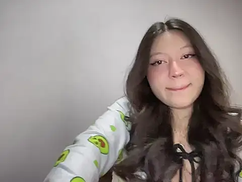 Rachel James   online show from 11/27/25, 03:51