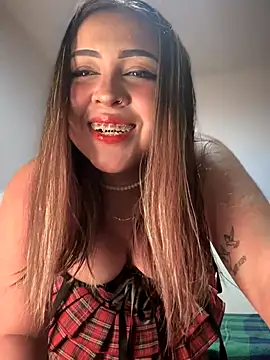 Snapshot of Aura_Kaiser chatting on 10/09/25, 03:40 Aura Kaiser online show from 10/09/25, 03:40