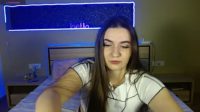 Snapshot of cutieblush chatting on 10/05/25, 08:54 cutieblush online show from 10/05/25, 08:54