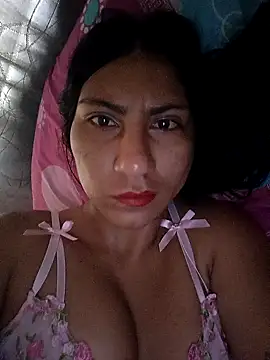 Lucyfoox online show from 10/22/25, 12:15