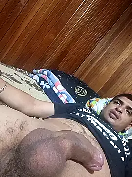 daniandr119 online show from 02/08/26, 02:37