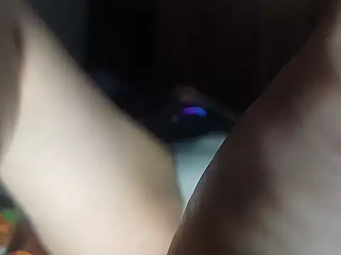 macKnd online show from 10/30/25, 06:49