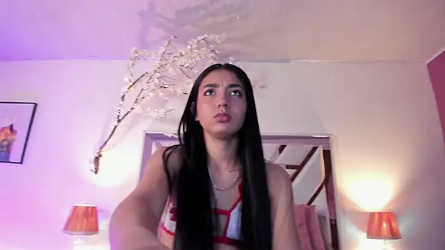 cloe taylor   online show from 11/12/25, 03:32