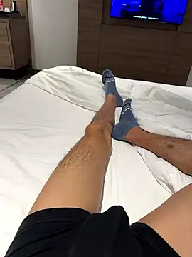 Snapshot of HenryLee1983-cums chatting on 01/09/26, 05:09 HenryLee1983-cums online show from 01/09/26, 05:09