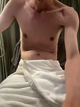 HenryLee1983-cums online show from 06/16/26, 03:23