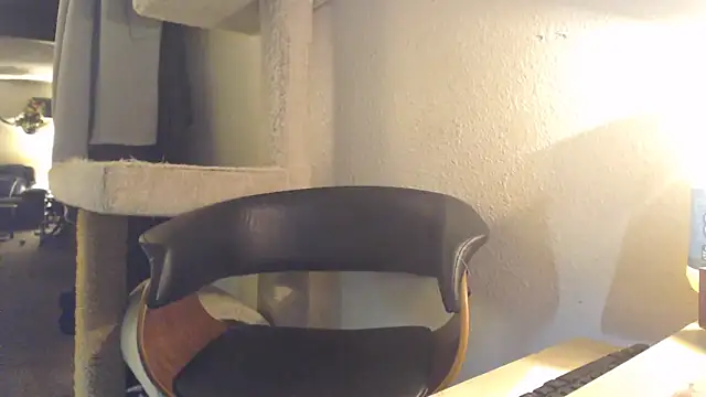 AlickleStiff online show from 10/18/25, 01:40