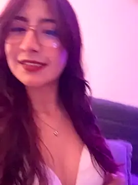 saramooon online show from 11/15/25, 01:15