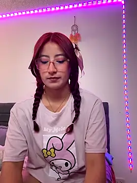 saramooon online show from 11/20/25, 01:12