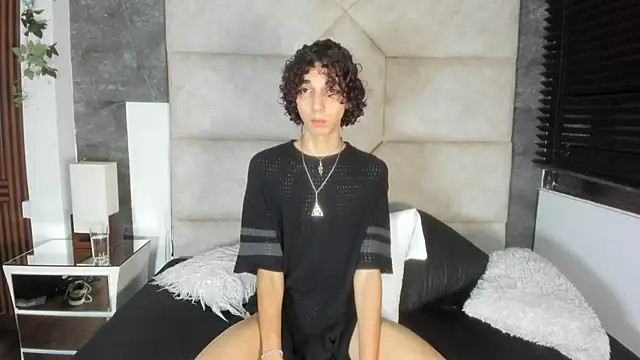 Scaarlett 22  online show from 01/11/26, 08:16