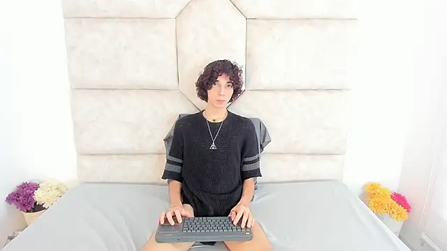 Scaarlett 22  online show from 11/09/25, 06:45