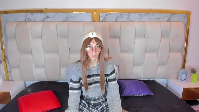 Scaarlett 22  online show from 02/17/26, 06:00