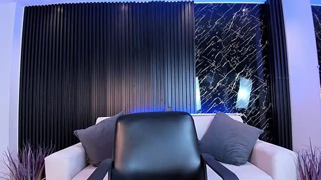 Snapshot of VenusCooper chatting on 11/24/25, 06:52 VenusCooper online show from 11/24/25, 06:52