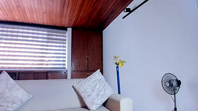 VenusCooper online show from 01/17/26, 07:28