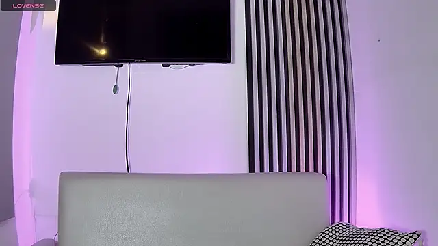 venedic bull online show from 11/06/25, 04:27