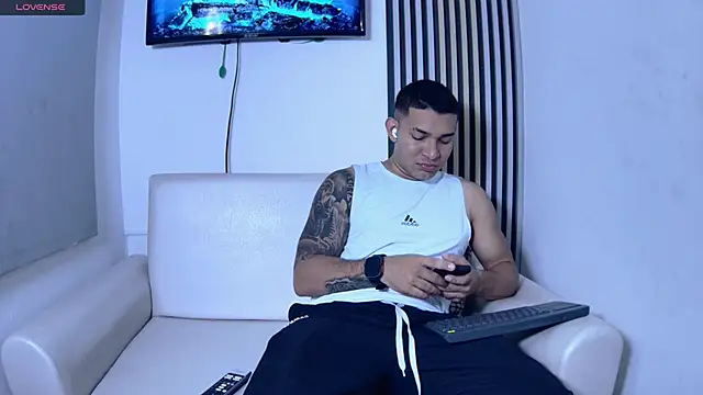 venedic bull online show from 11/26/25, 04:12