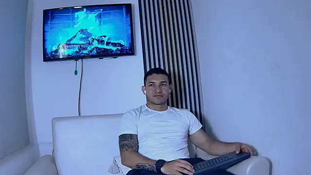 venedic bull online show from 11/21/25, 03:05