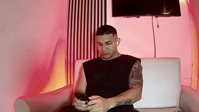 venedic bull online show from 11/07/25, 03:22