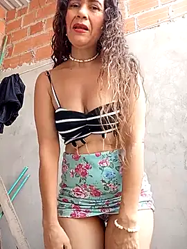 Dirty-Divorced-mother7 online show from 10/17/25, 02:30