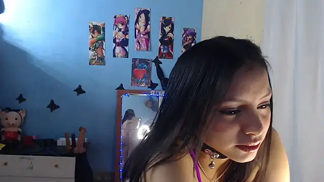 lizethavila online show from 04/18/26, 01:30
