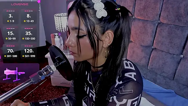 susi hot13 online show from 02/12/26, 08:30