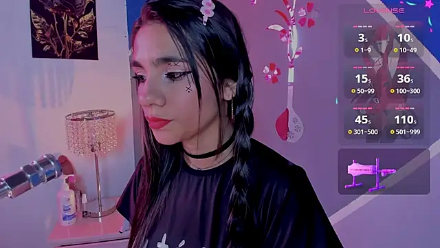 susi hot13 online show from 12/15/25, 08:47