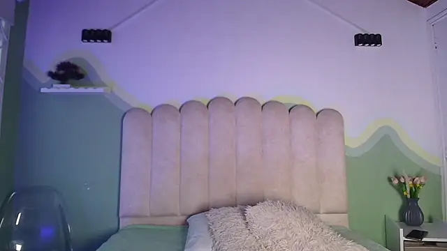 BiancaLuxx  online show from 04/13/26, 11:25
