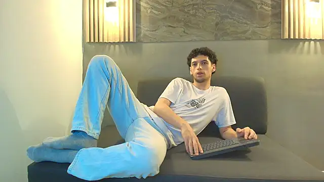 ISRAEL GRAY online show from 10/15/25, 07:11
