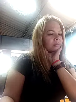 vicoria 09 online show from 11/04/25, 06:22